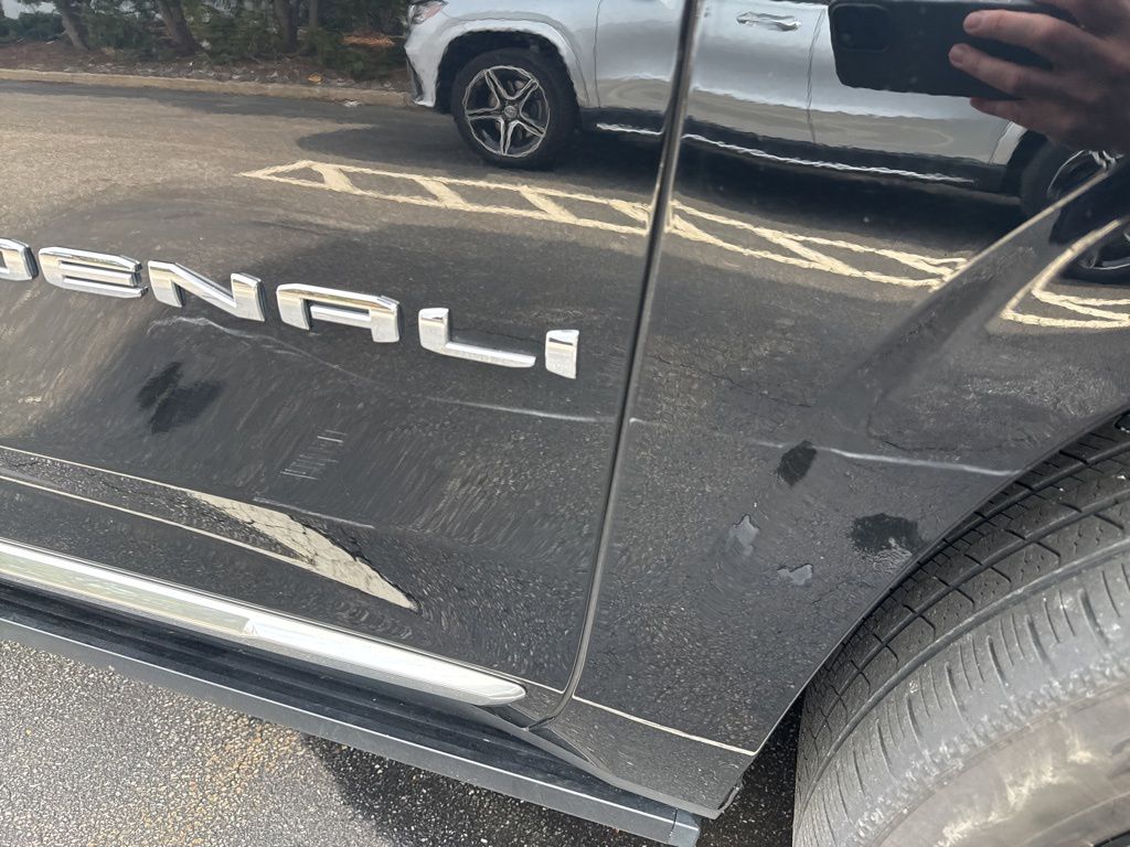 Thumbnail: 2022 GMC Yukon - 5