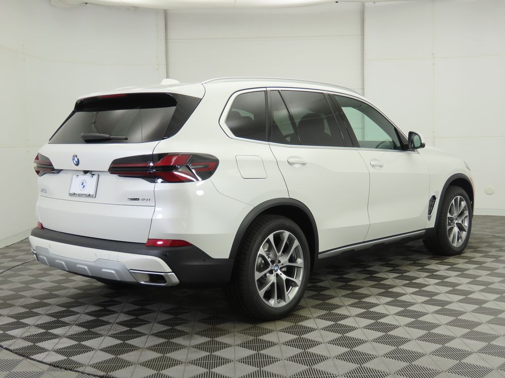 Thumbnail: 2026 BMW X5 - 5