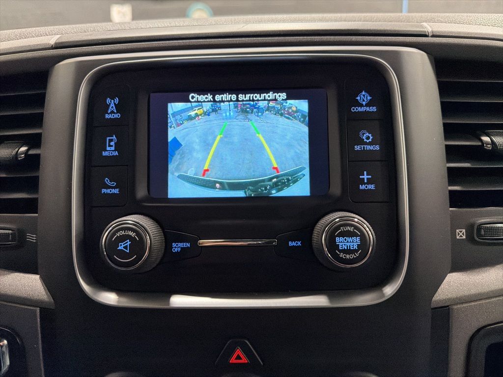 View vehicle photo 7