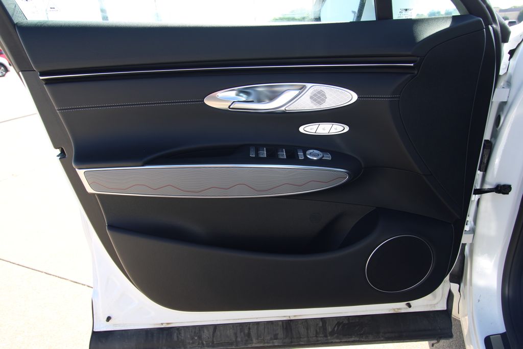 Used 2024 Genesis GV70 SUV