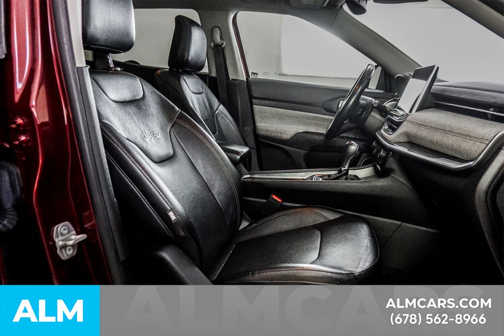 Used 2022 Red Jeep Latitude Lux image 19