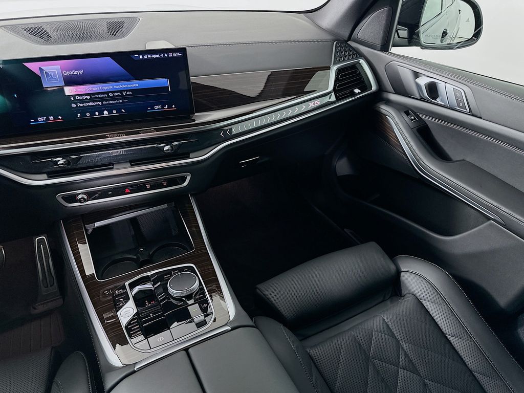 Thumbnail: 2026 BMW X5 - 24