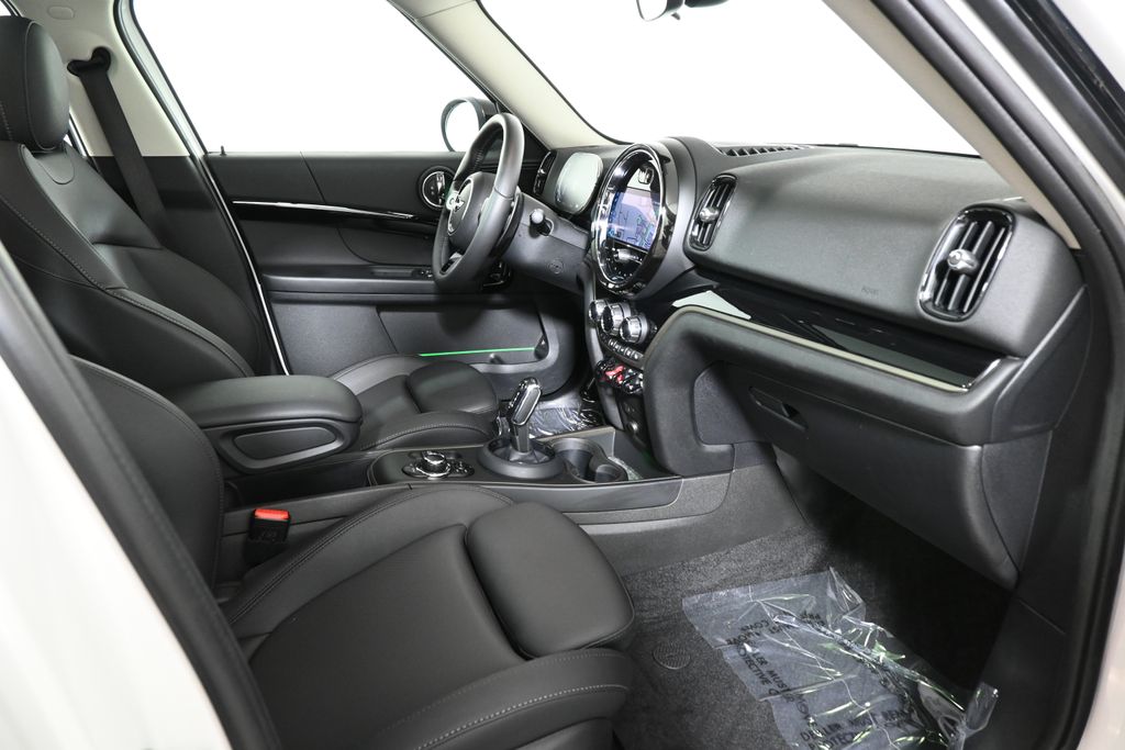 2023 MINI Cooper Countryman Signature 27