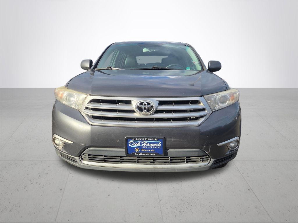 2011 Toyota Highlander SE