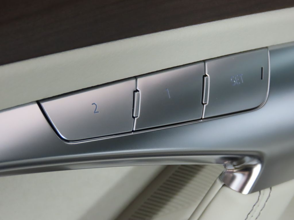 Thumbnail: 2025 Audi A6 - 29