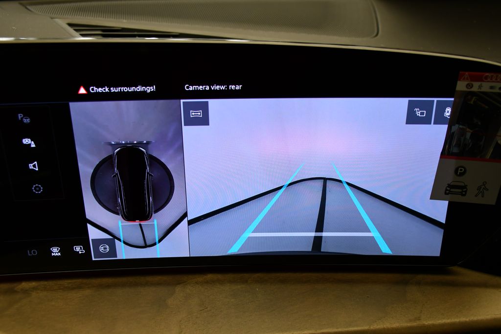 Thumbnail: 2025 Audi Q5 - 25