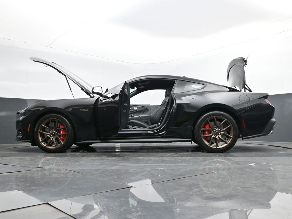 2025 Ford Mustang GT Premium Fastback