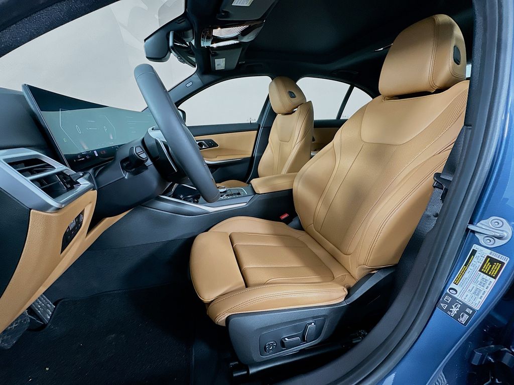 Thumbnail: 2026 BMW 3 Series - 16