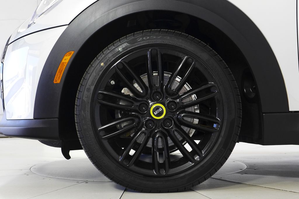 Thumbnail: 2022 MINI Cooper - 5
