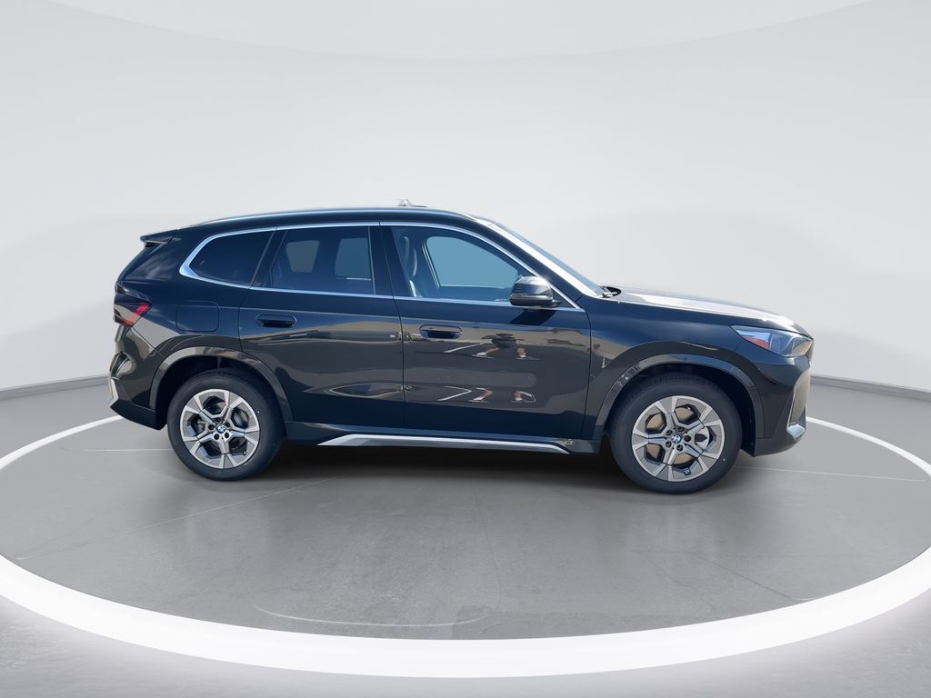 Thumbnail: 2026 BMW X1 - 9