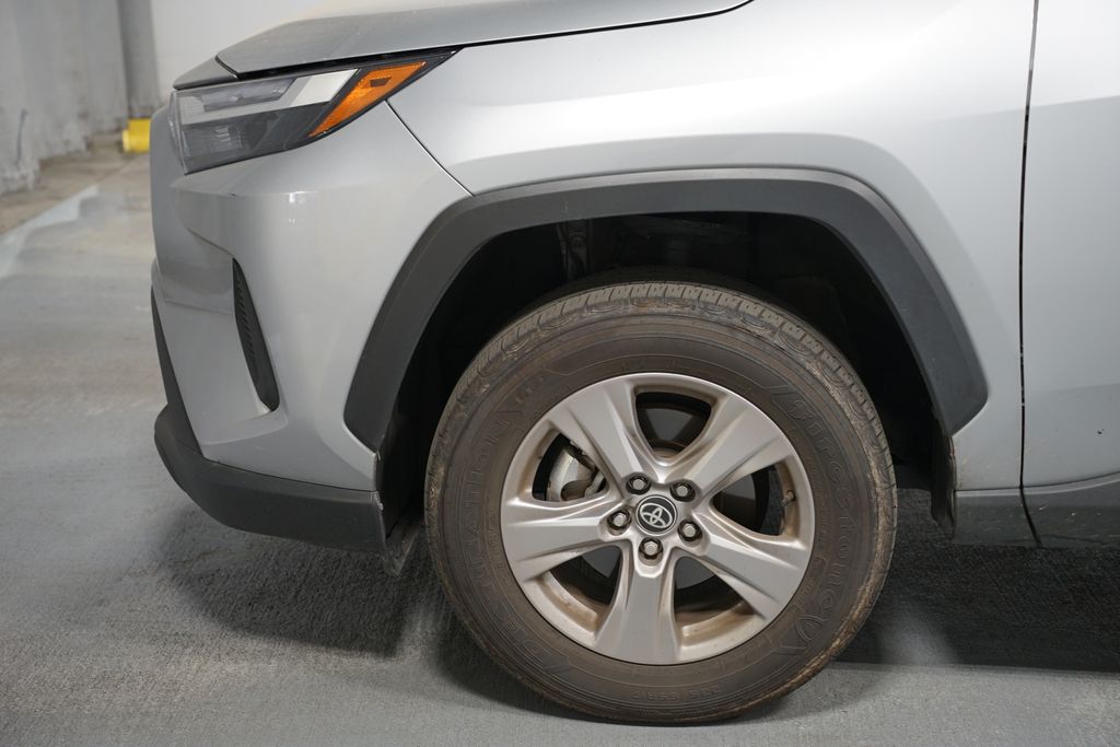 Thumbnail: 2025 Toyota RAV4 - 5