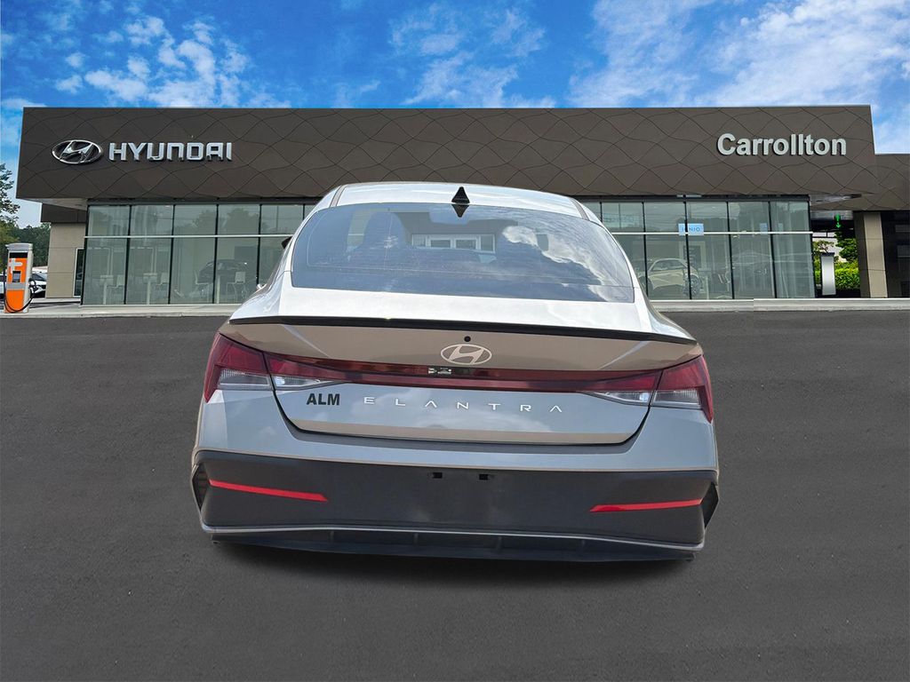 2026 Hyundai Elantra SEL Sport - Photo 6