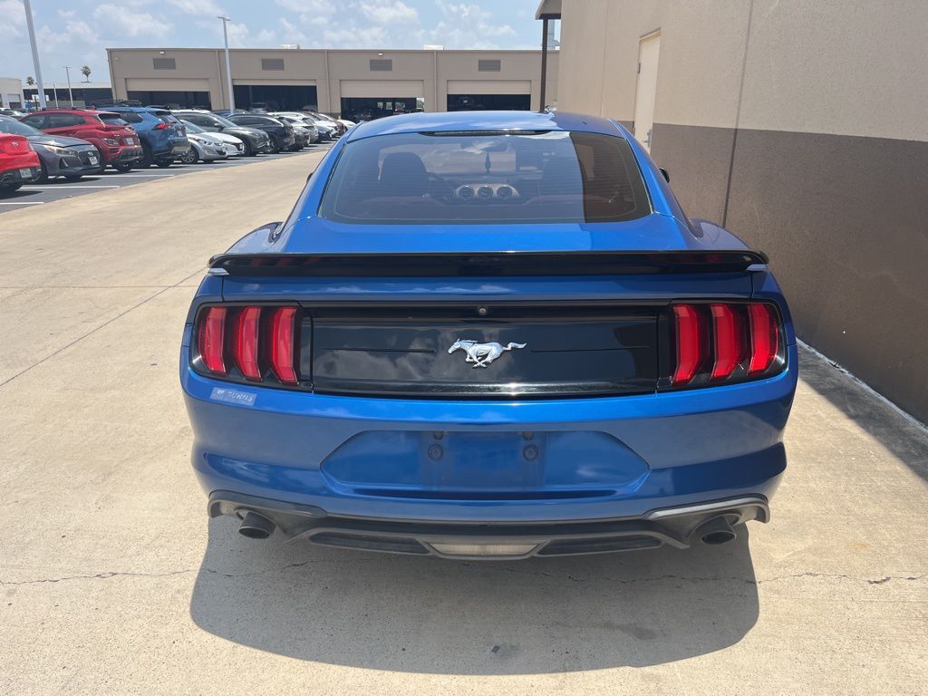 2018 Ford Mustang  3
