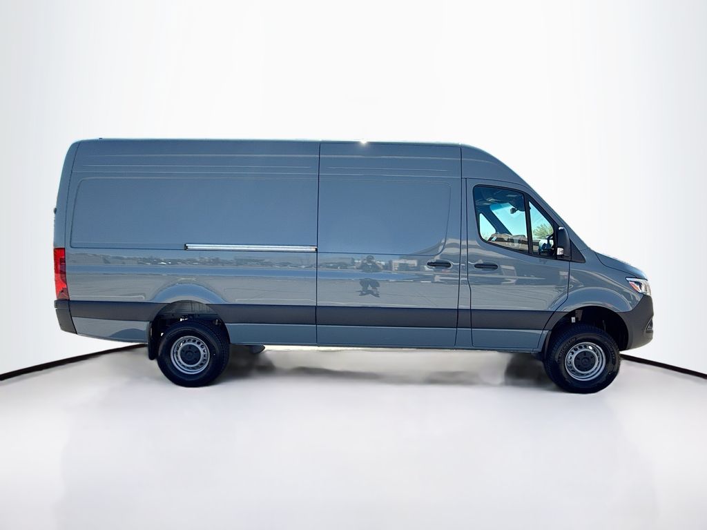 Thumbnail: 2026 Mercedes-Benz Sprinter - 4