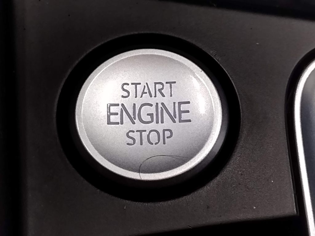 2021 Volkswagen Jetta R-Line