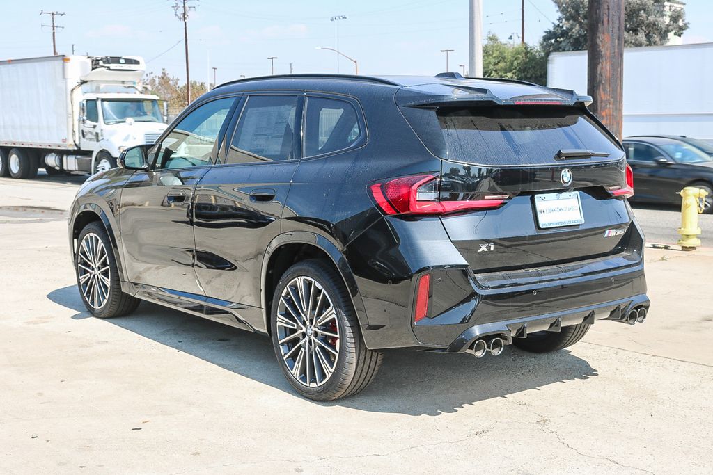 2024 BMW X1 M35i 4