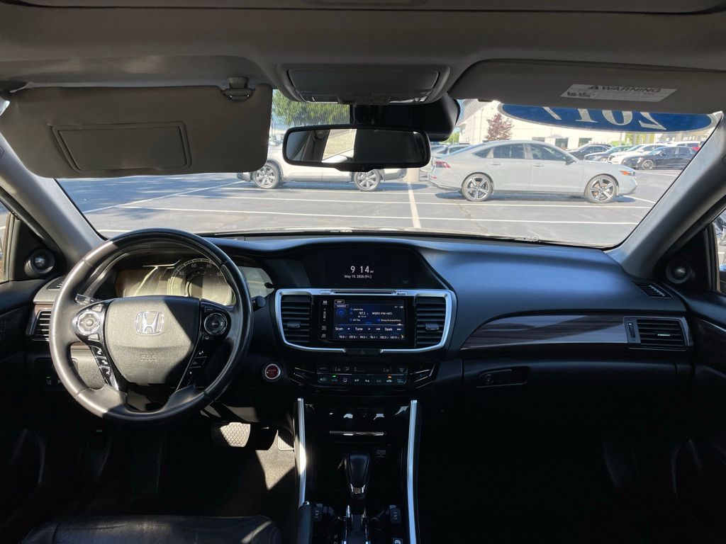 Thumbnail: 2017 Honda Accord - 10