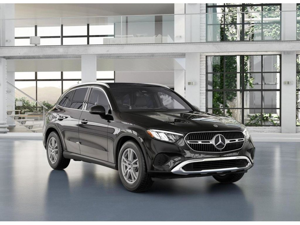 2025 Mercedes-Benz GLC GLC 300 10