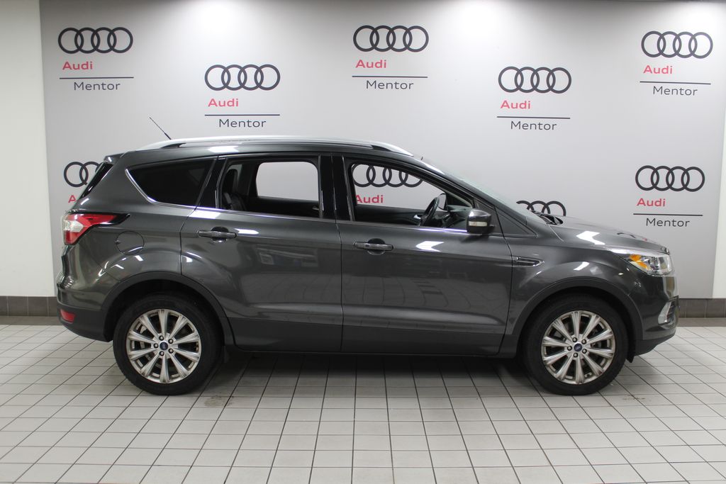 Thumbnail: 2017 Ford Escape - 7