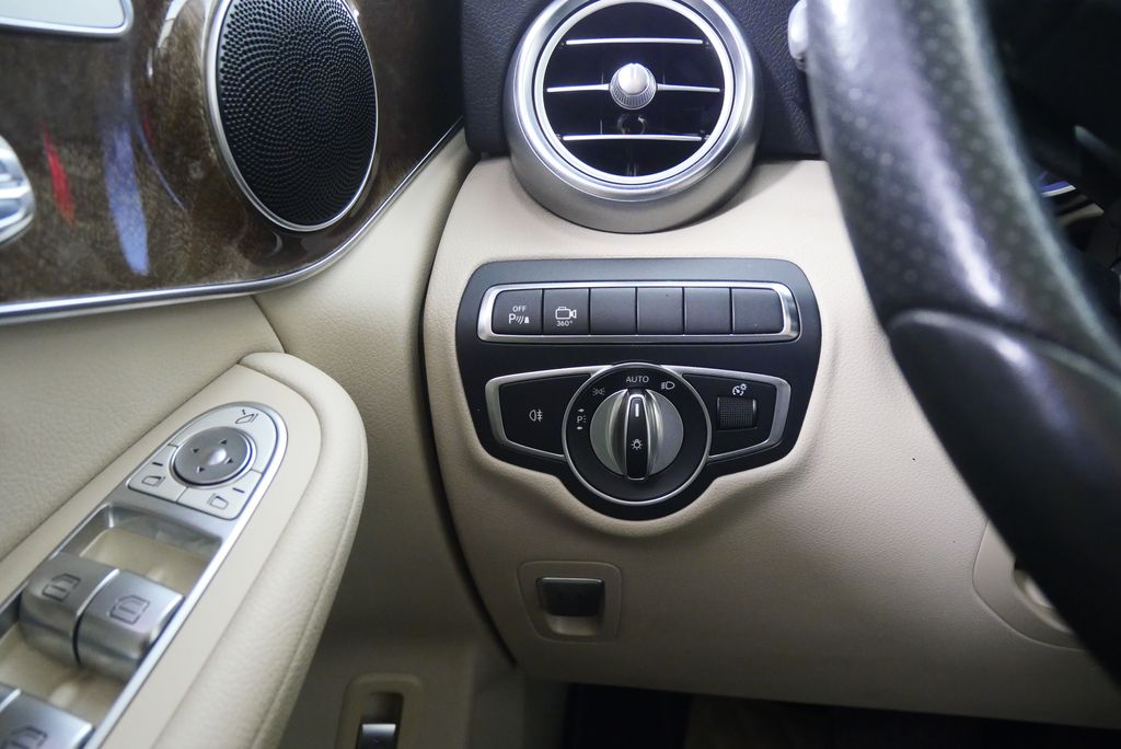 2018 Mercedes-Benz GLC 300 19