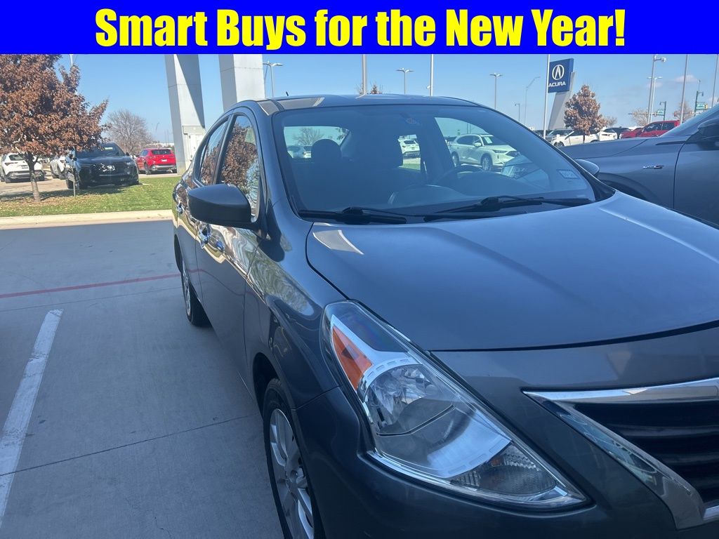 2018 Nissan Versa SV