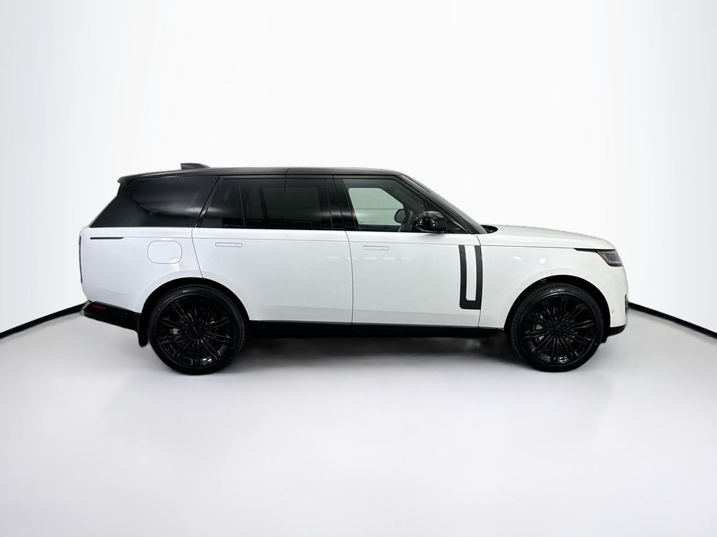 Thumbnail: 2026 Land Rover Range Rover - 4