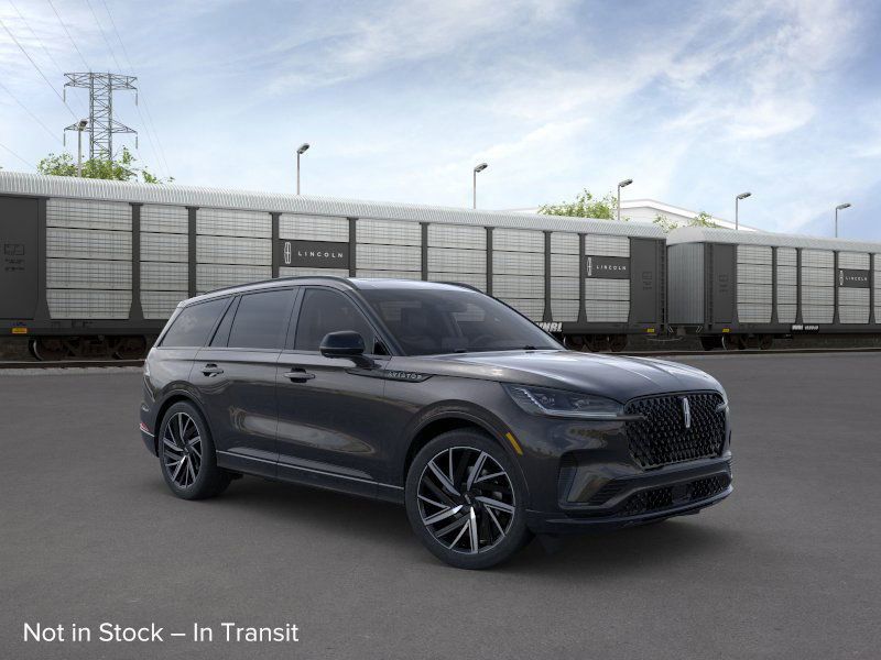 2025 Lincoln Aviator Black Label 7