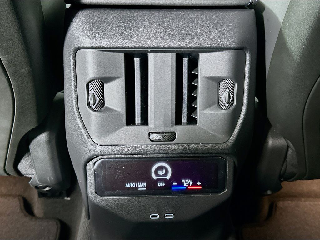 Thumbnail: 2026 BMW X3 - 18