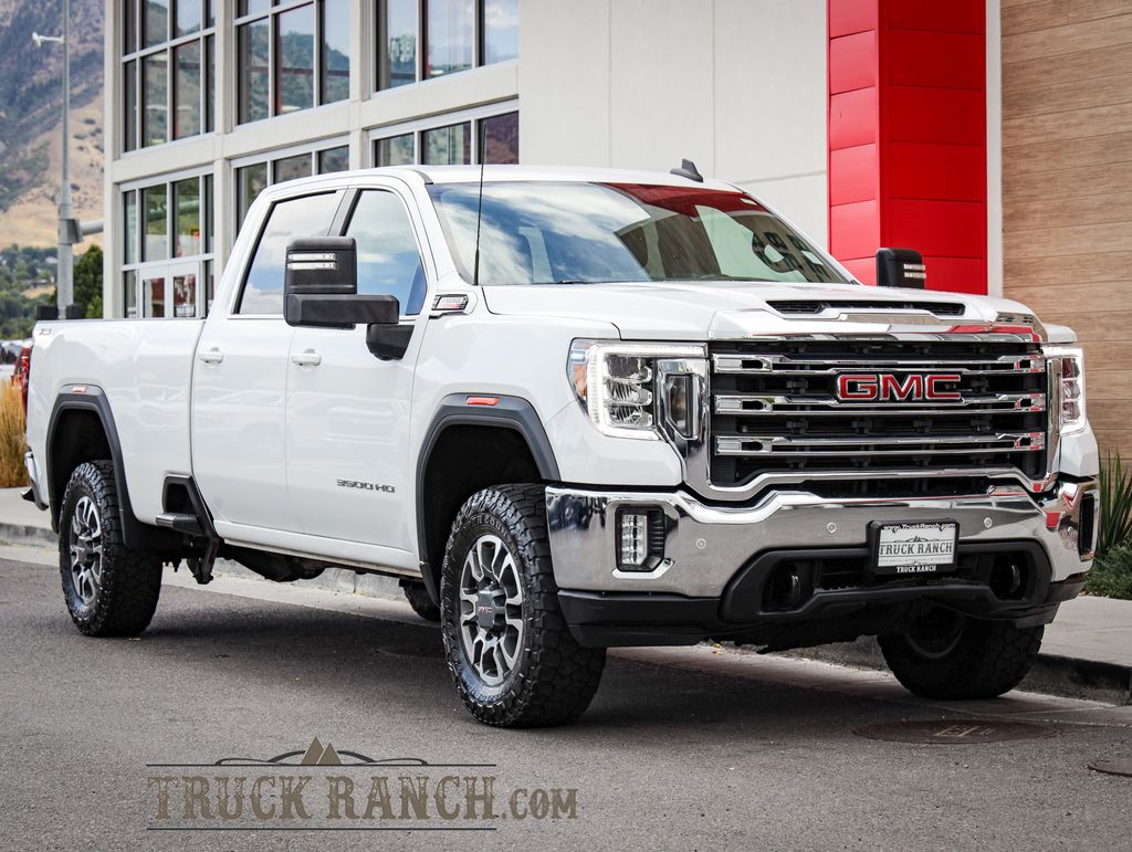 Summit White 2023 GMC Sierra 3500HD Pickup Truck Four-Wheel Drive Automatic