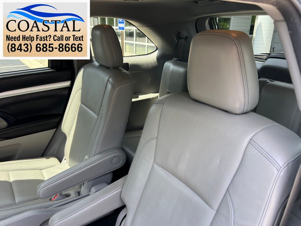 2017 Toyota Highlander XLE Gray at Davis Toyota of Orangeburg