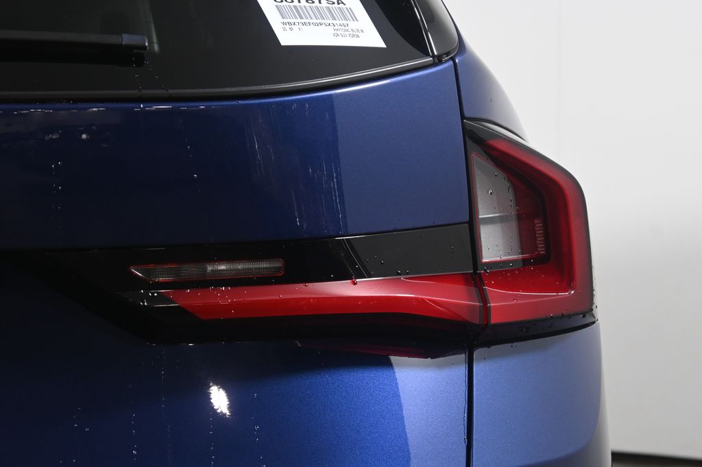 Thumbnail: 2023 BMW X1 - 13