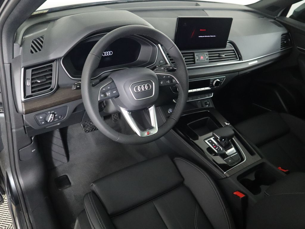 2025 Audi Q5  10
