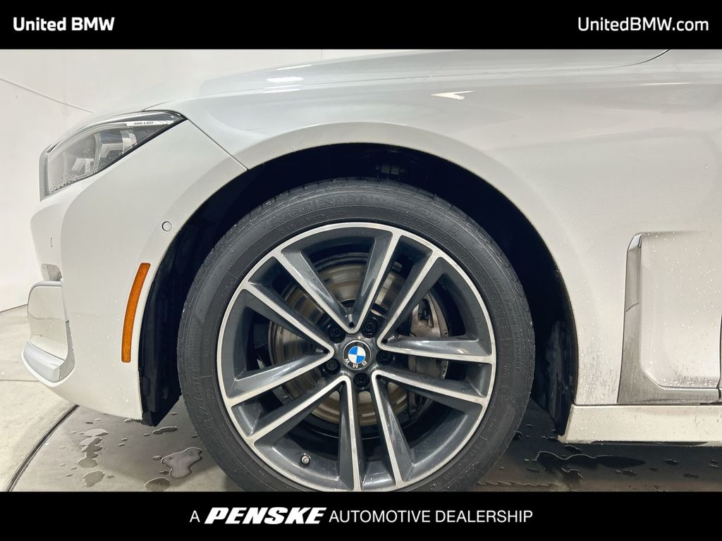 Thumbnail: 2022 BMW 7 Series - 10