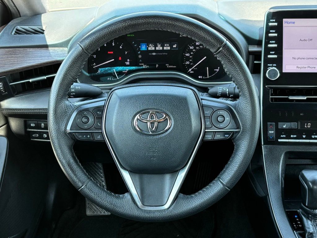 2021 Toyota Avalon XLE photo