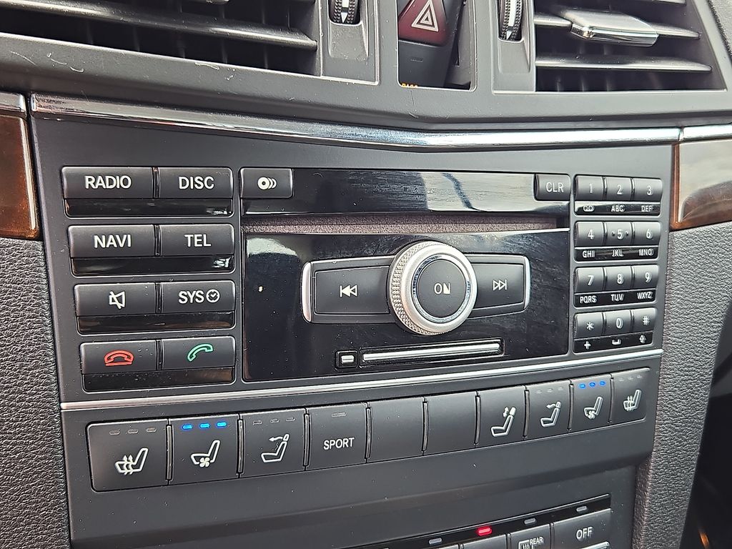 2011 Mercedes-Benz E-Class E550 - Photo 17