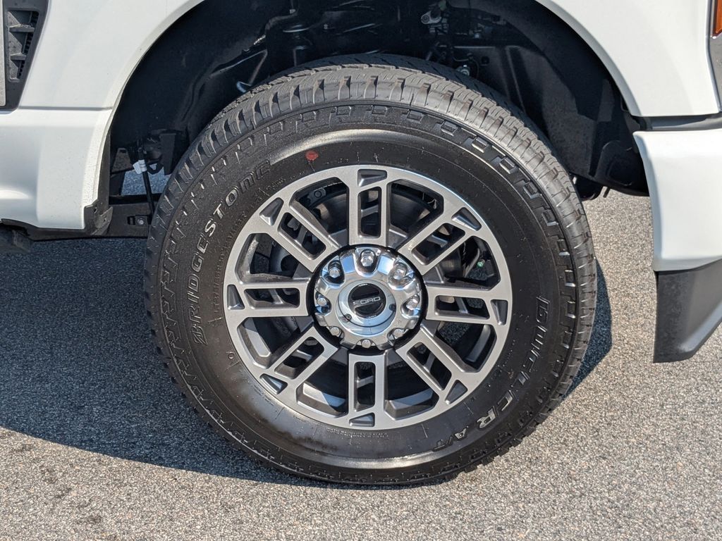 2026 Ford Super Duty F-350 SRW Platinum
