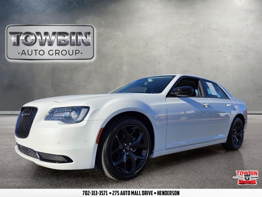 2023 Chrysler 300