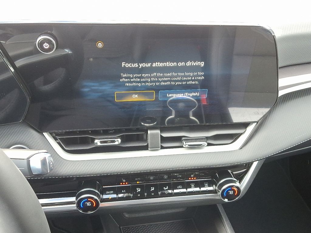 Thumbnail: 2026 Chevrolet Equinox - 8