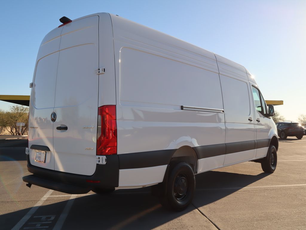 2025 Mercedes-Benz Sprinter 2500 5