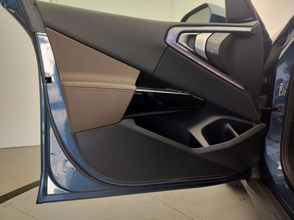 Thumbnail: 2026 BMW X3 - 6