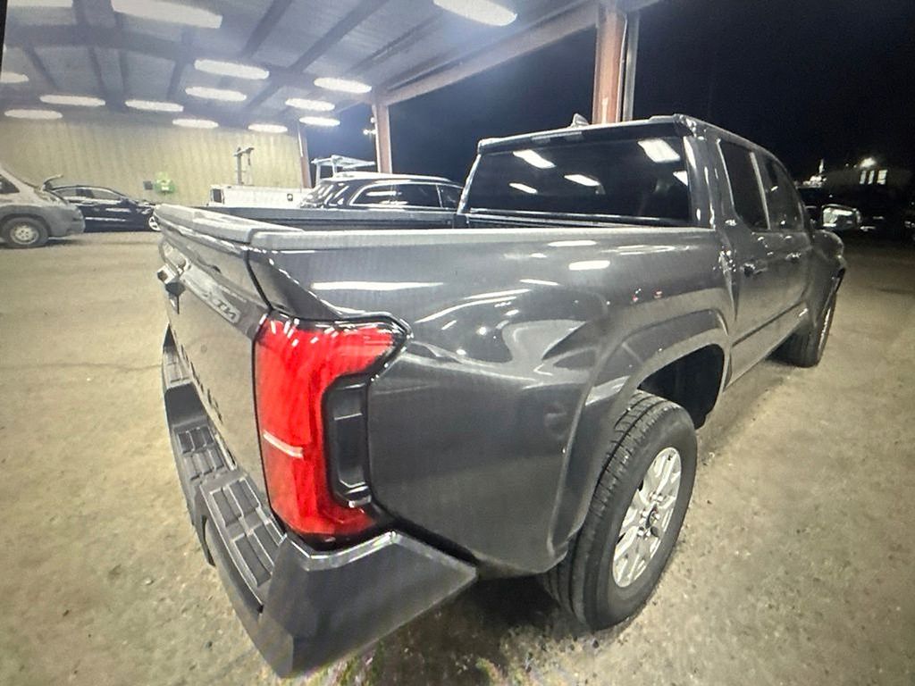 2025 Toyota Tacoma SR5 - 1