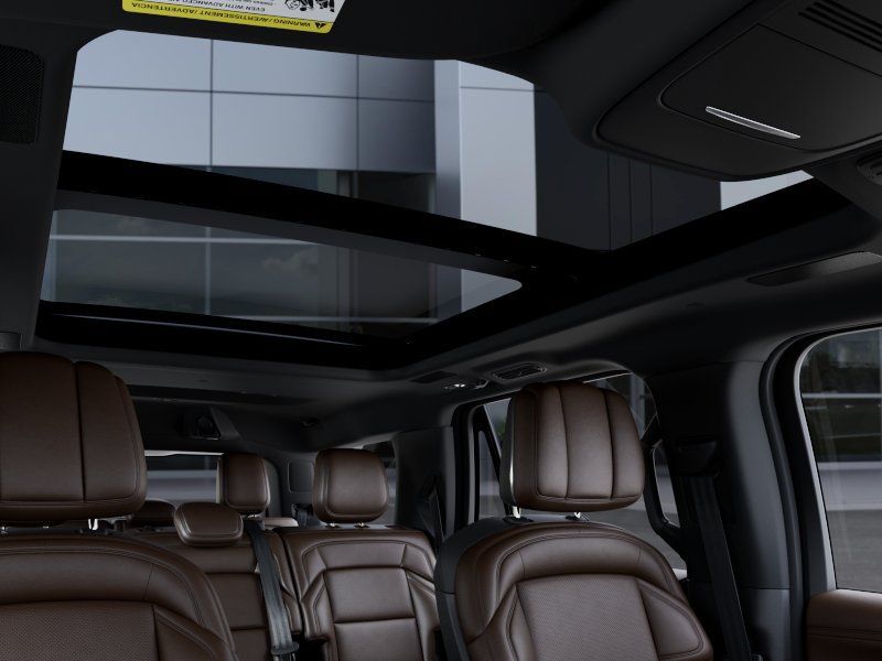 2027 Lincoln Navigator Reserve