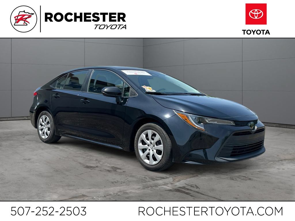  2024 Toyota Corolla LE FWD   