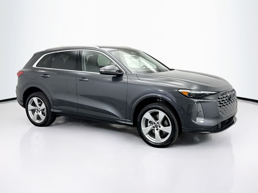 Thumbnail: 2025 Audi Q5 - 3