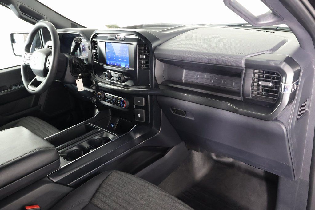 Thumbnail: 2023 Ford F-150 - 9