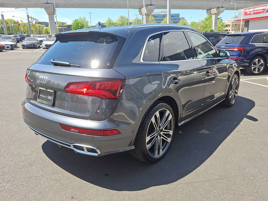 2020 Audi SQ5 Prestige 4