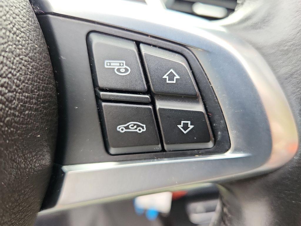 Thumbnail: 2014 BMW Z4 - 19