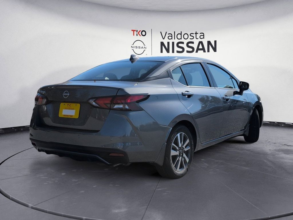 New 2025 Nissan Versa Sedan
