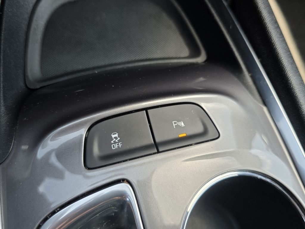 Used 2022 Black Chevrolet LT image 27