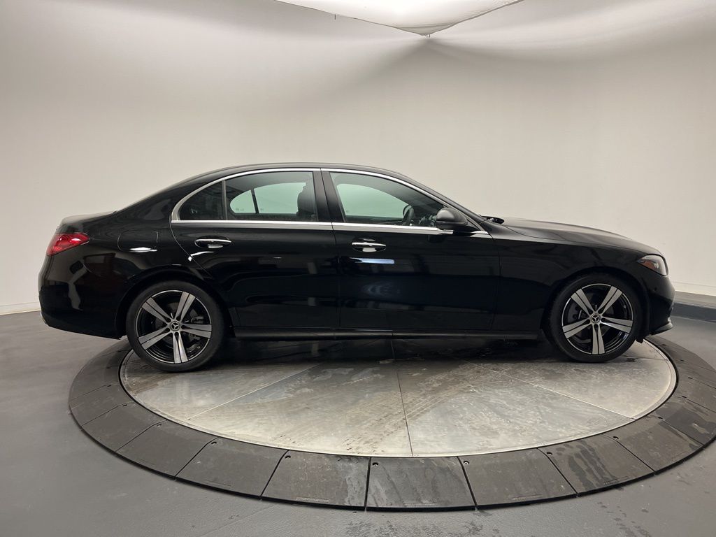 Thumbnail: 2025 Mercedes-Benz C-Class - 8